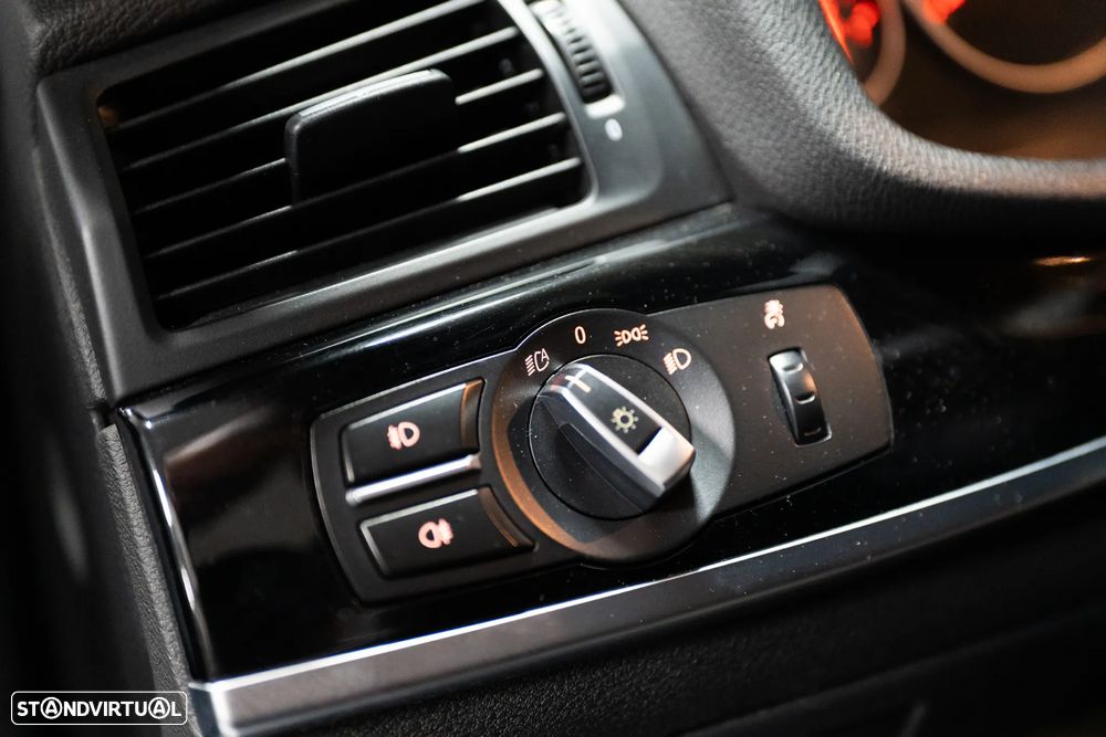 BMW X4 20 d xDrive XLine Auto - 27