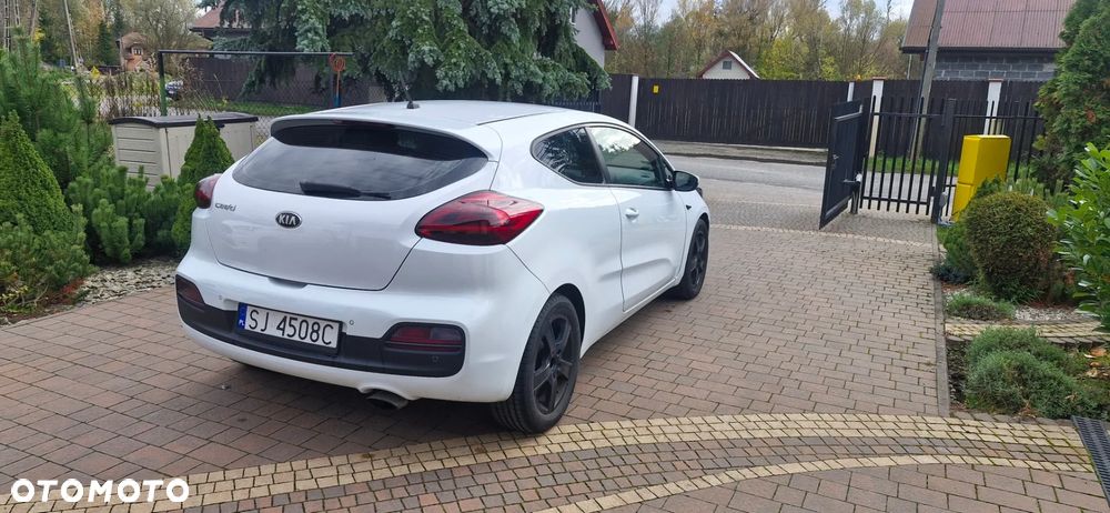 Kia Ceed 1.6 GDI L - 6