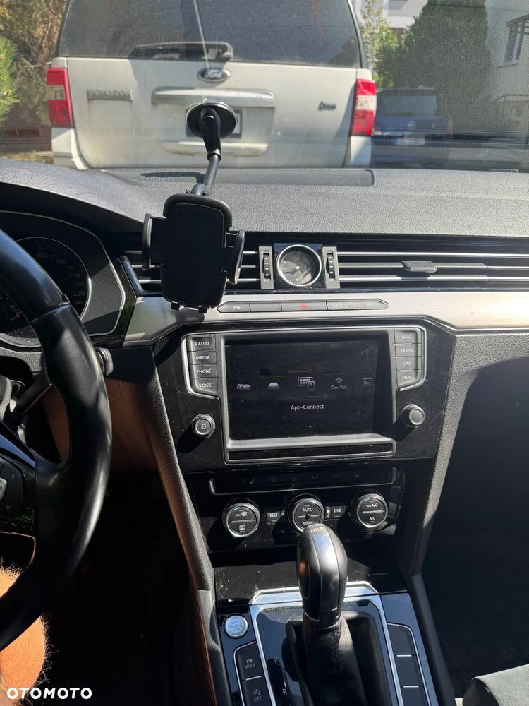 Volkswagen Passat 2.0 TDI BMT Highline DSG - 10