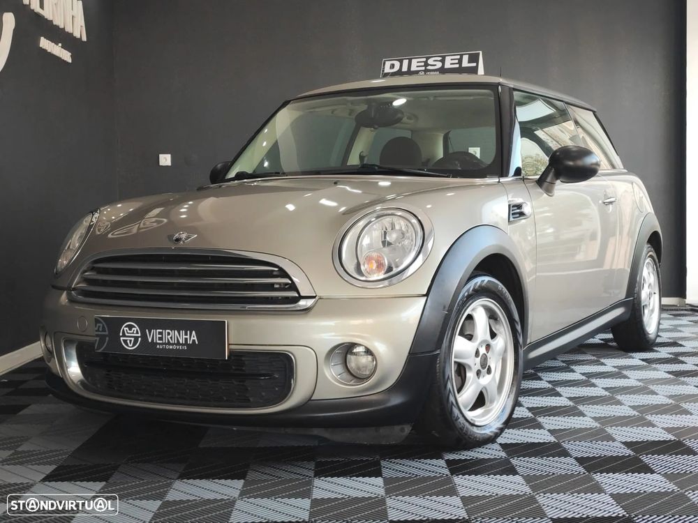 MINI 3 Portas One D - 5