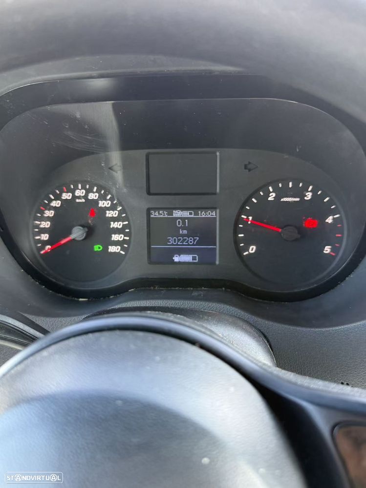 Mercedes-Benz Sprinter - 5