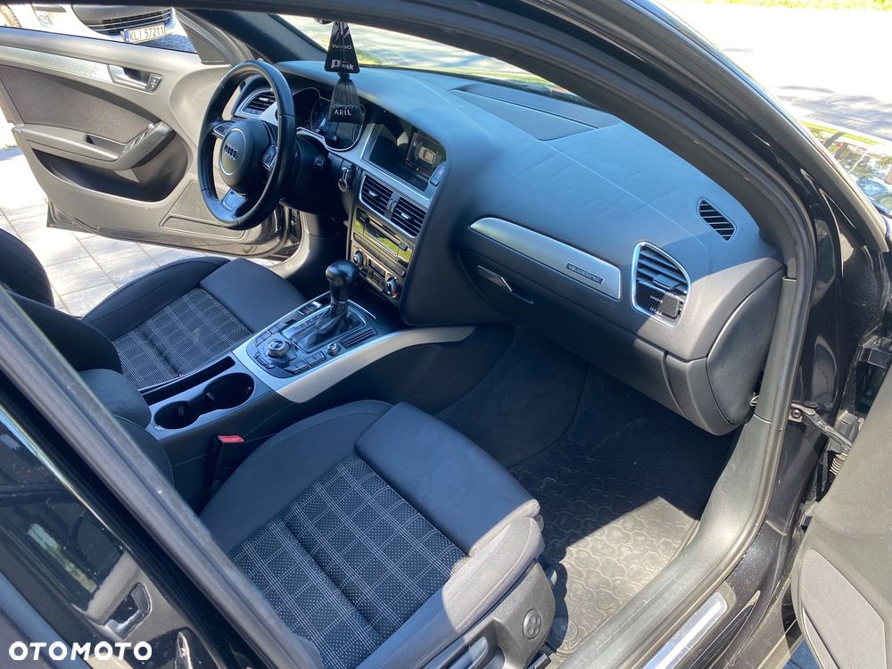 Audi A4 Avant 2.0 TDI DPF quattro S tronic S line Sportpaket - 8