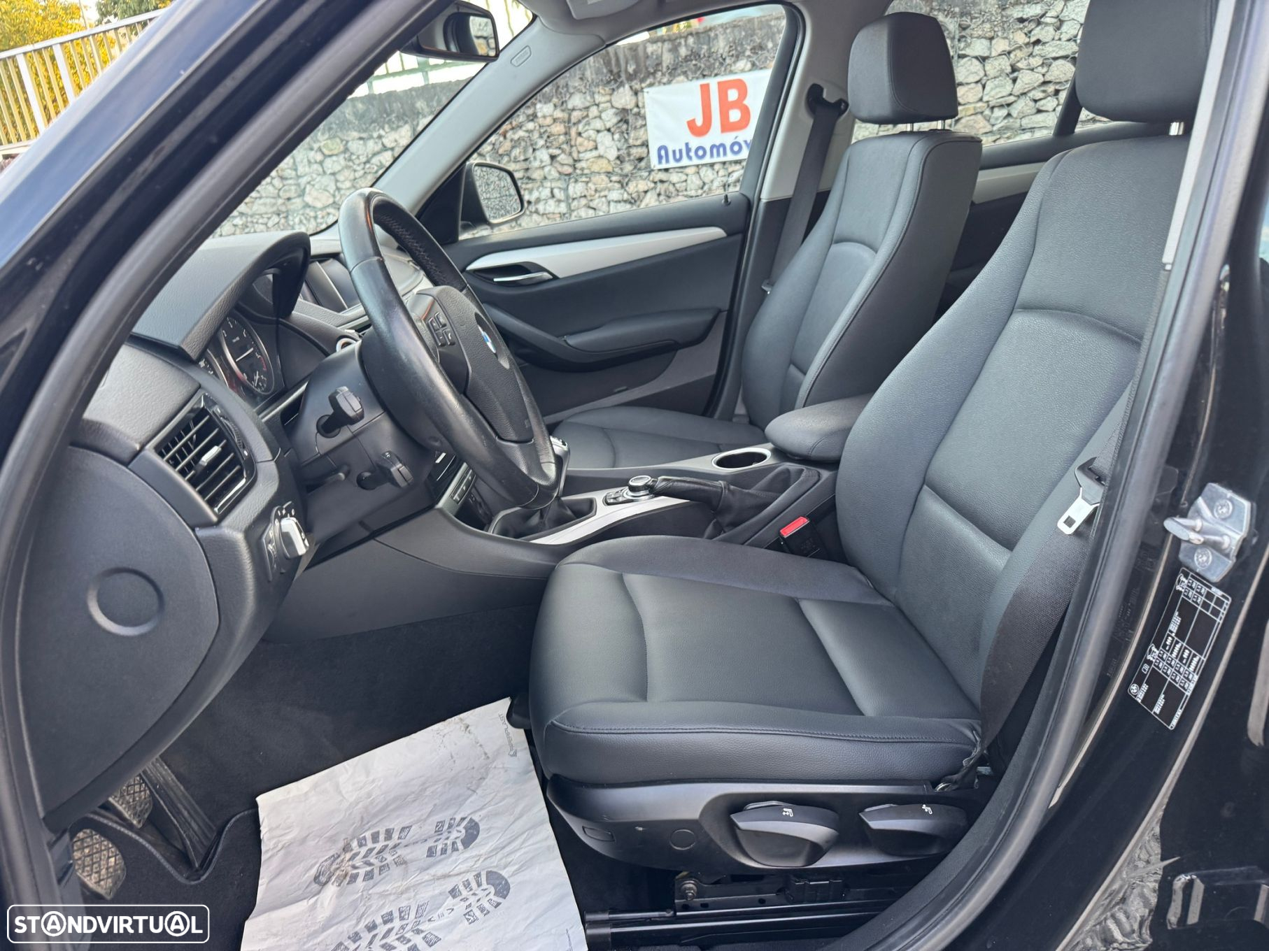 BMW X1 sDrive18d - 9