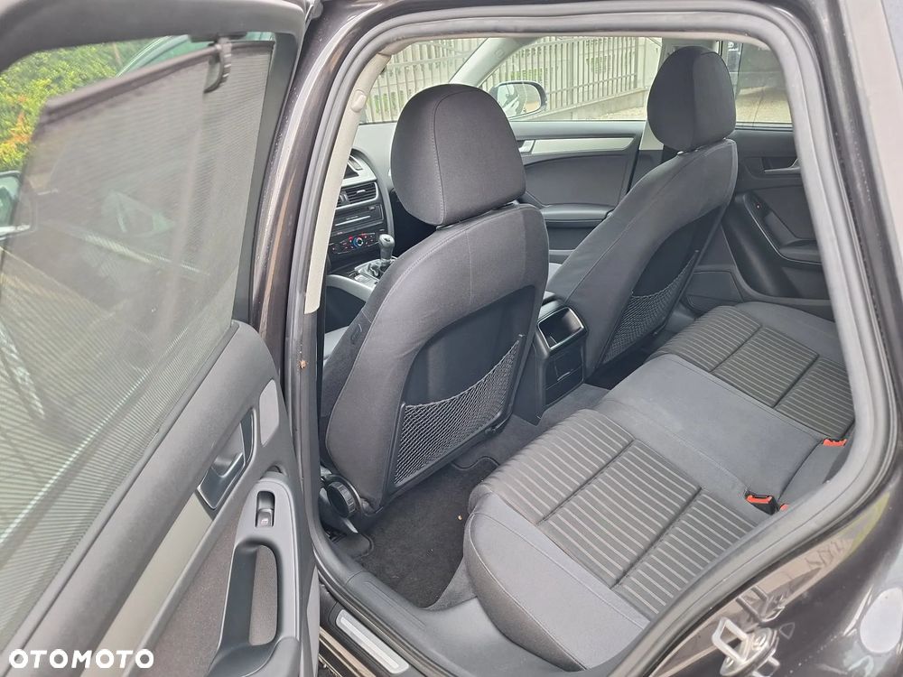 Audi A4 Avant 2.0 TDI DPF Ambition - 12