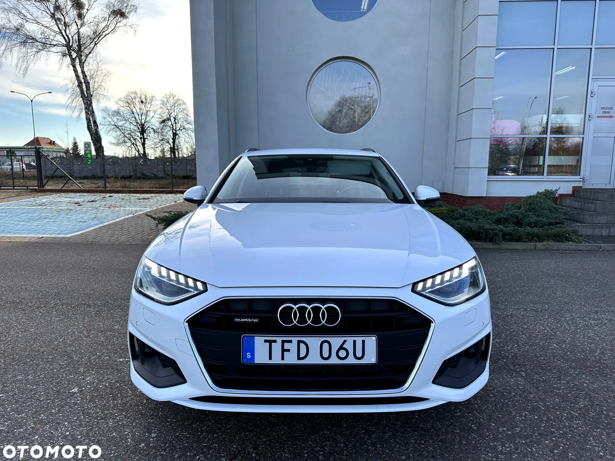 Audi A4 Avant 40 TDI quattro S tronic S line - 10