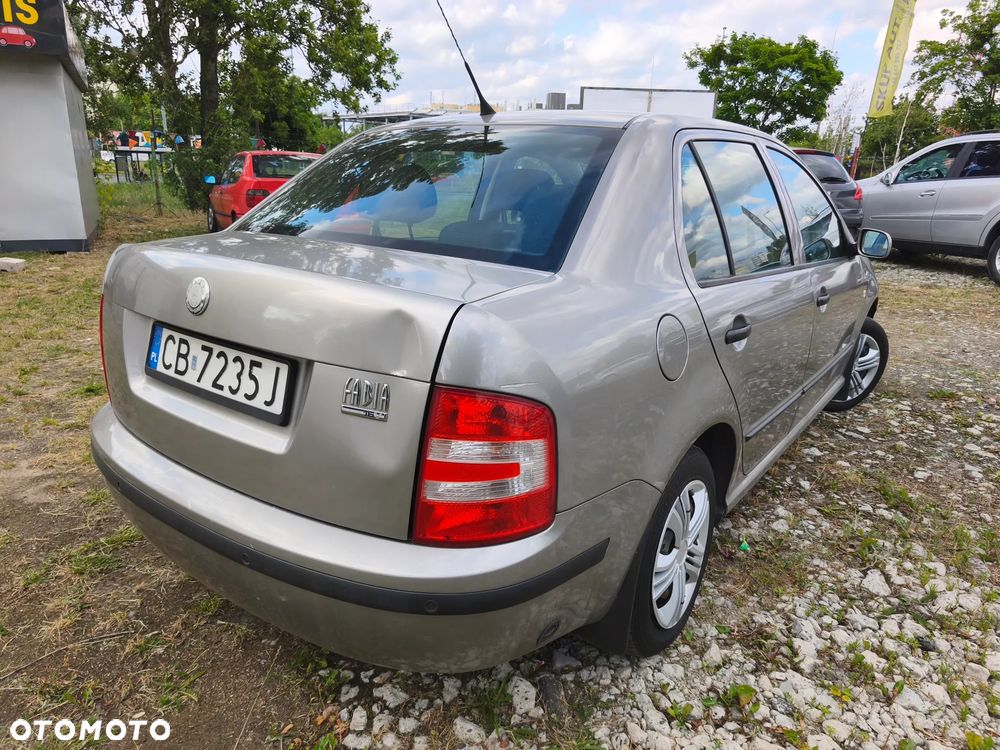 Skoda Fabia 1.4 16V Ice Ambiente - 4