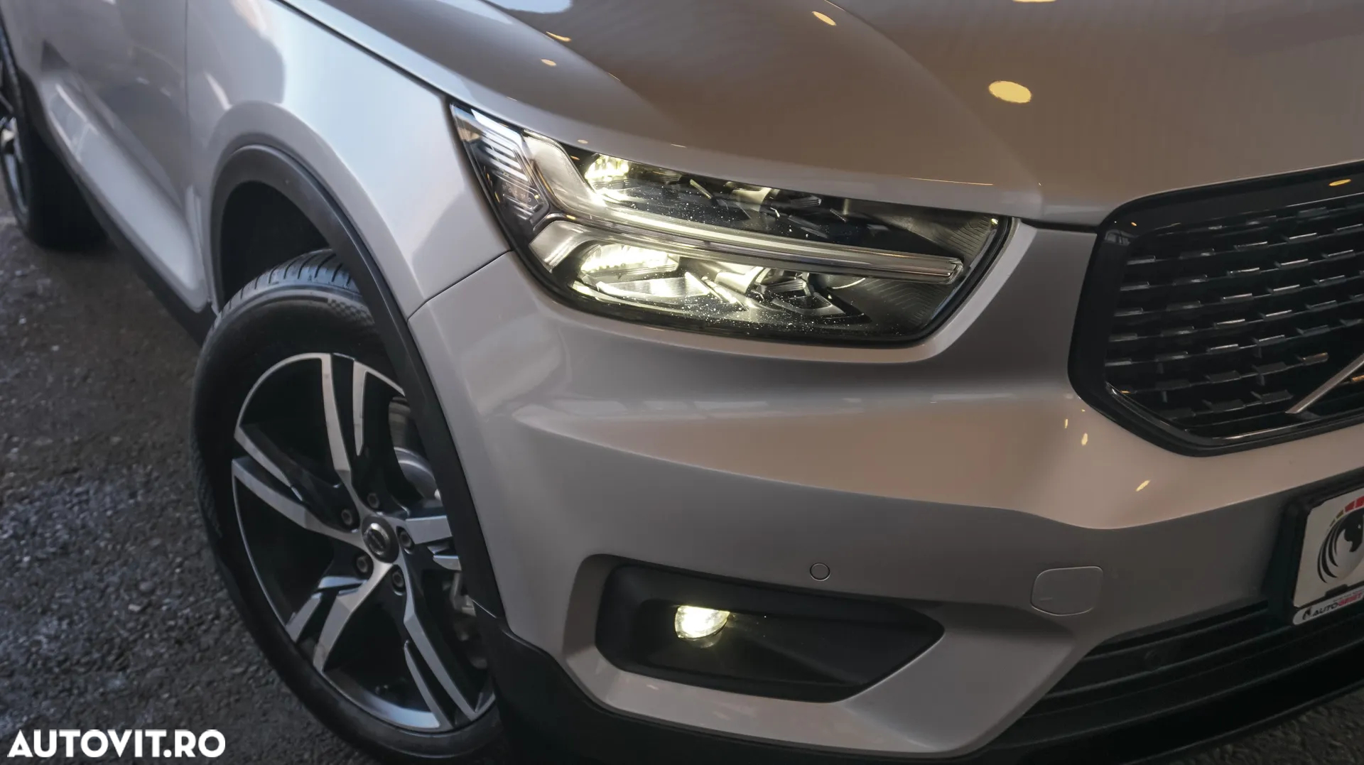 Volvo XC 40 T5 AWD Geartronic R-Design - 32