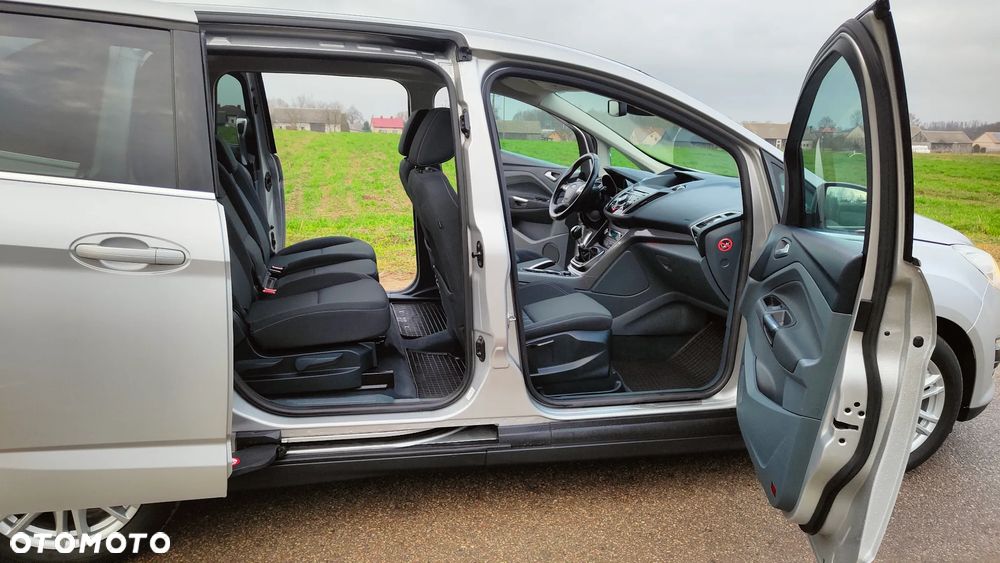 Ford Grand C-MAX 2.0 TDCi Titanium - 19