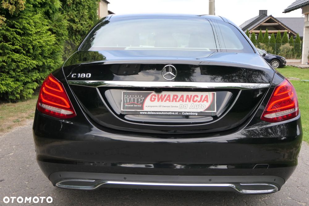 Mercedes-Benz Klasa C 180 (BlueEFFICIENCY) - 15