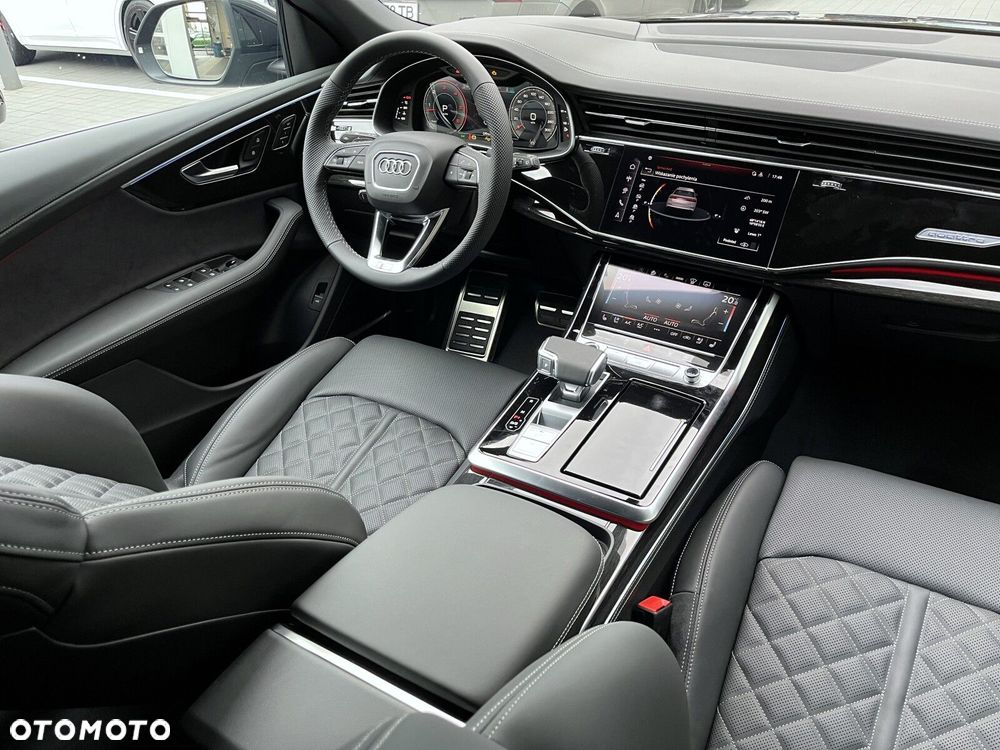 Audi Q8 - 15