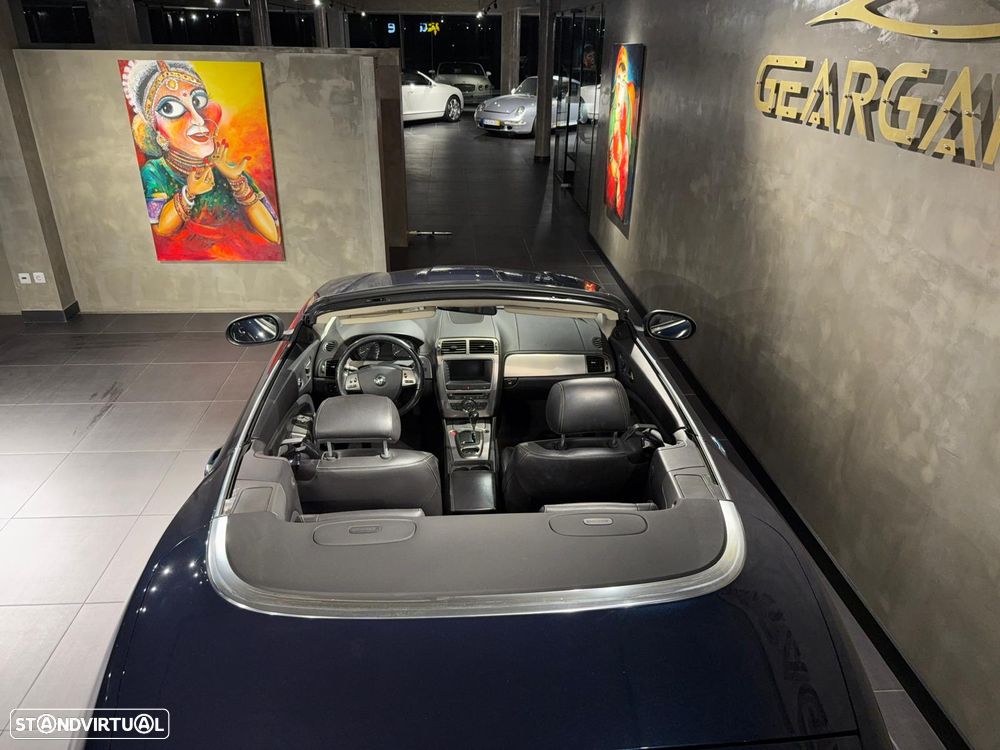 Jaguar XK XK8 Cabriolet - 10