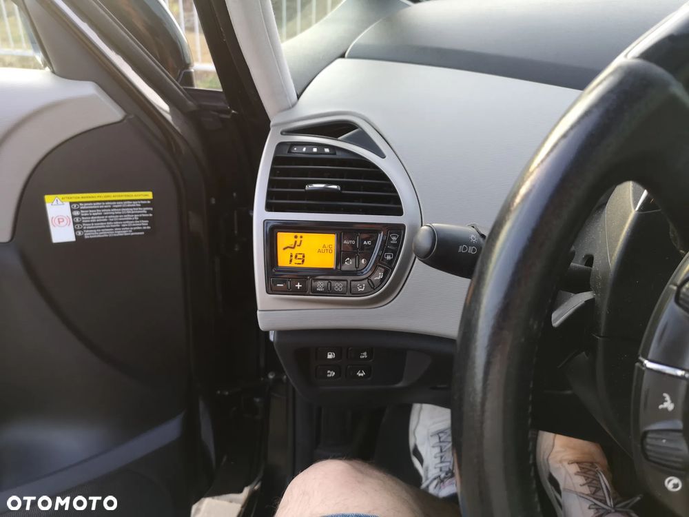 Citroën C4 Picasso 2.0 HDi FAP Exclusive - 36