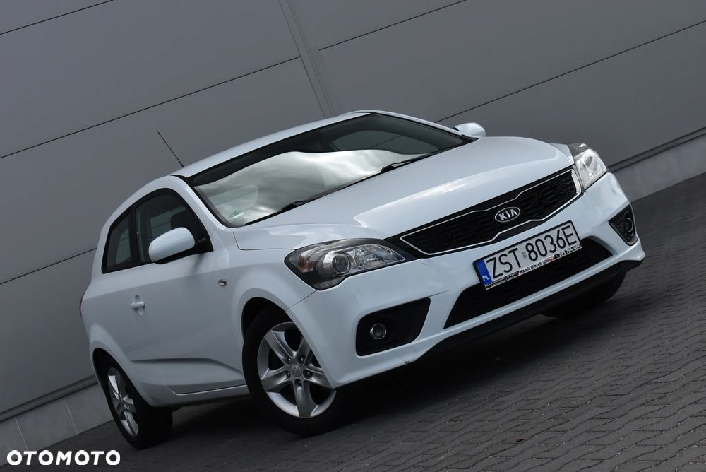 Kia Ceed 1.4 Comfort - 22
