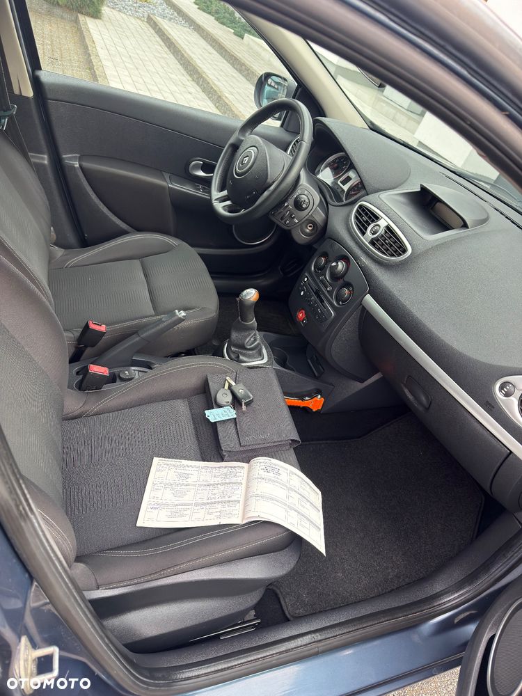 Renault Clio 1.2 16V Alize Euro5 - 14