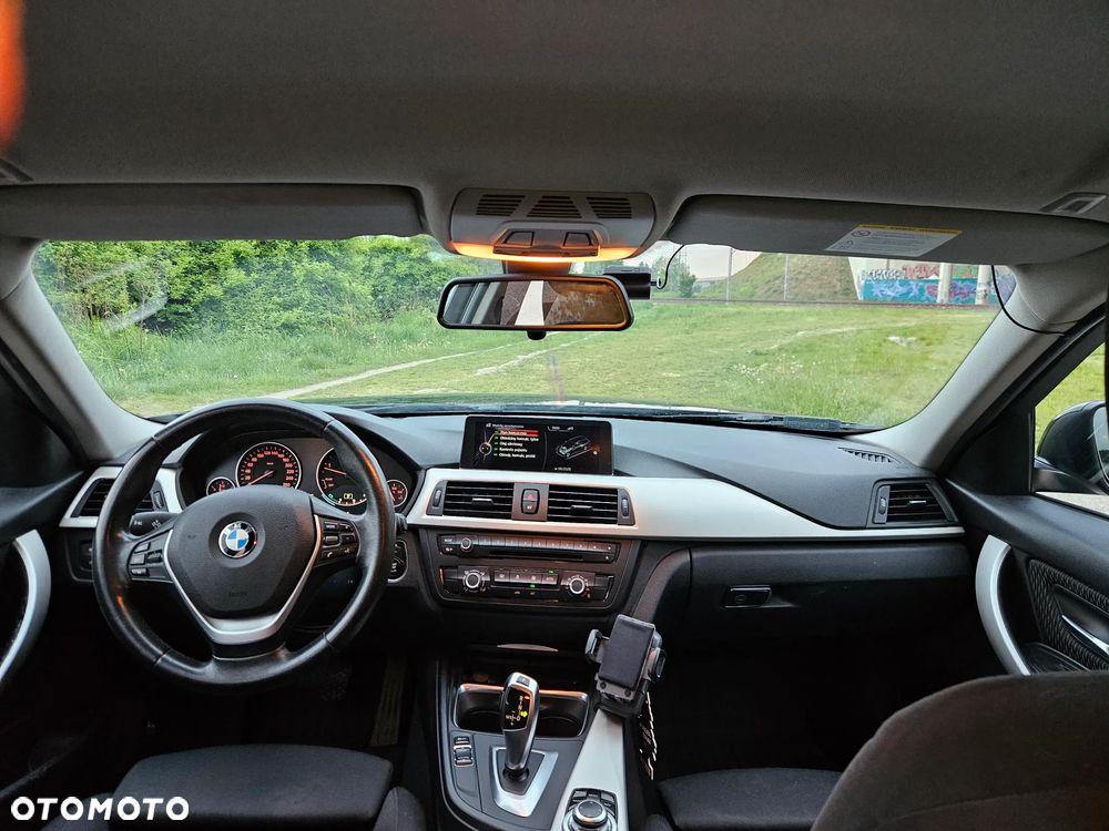 BMW Seria 3 - 14