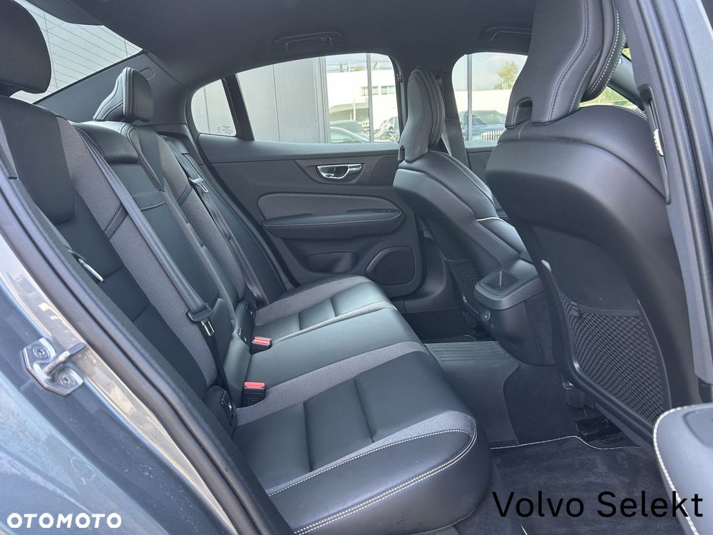 Volvo S60 - 27