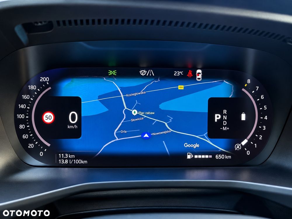 Volvo XC 40 B3 B DKG Plus Dark - 19