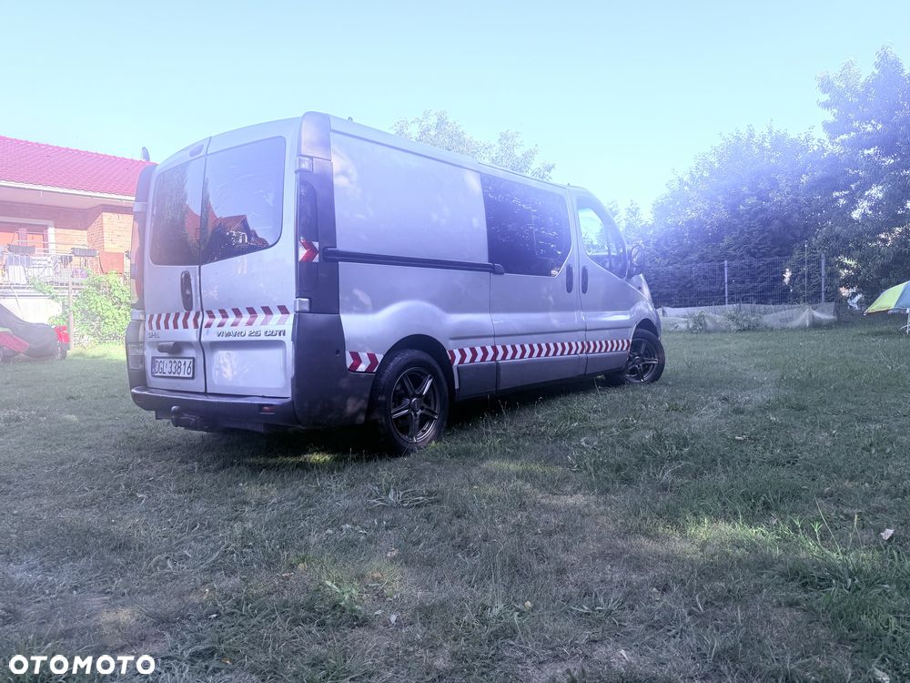 Opel Vivaro - 7