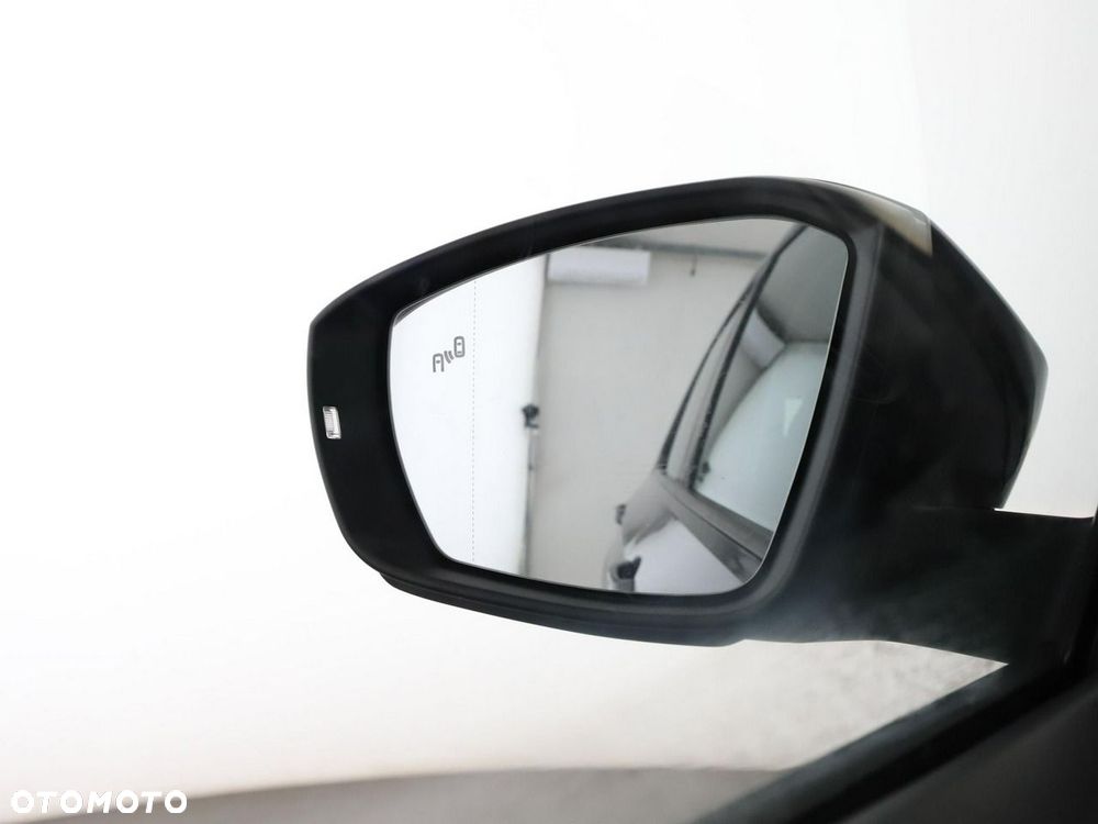 Volkswagen T-Cross 1.0 TSI Style DSG - 36