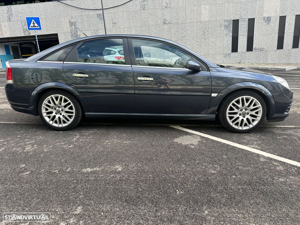 Opel Vectra GTS 1.9 CDTi - 18