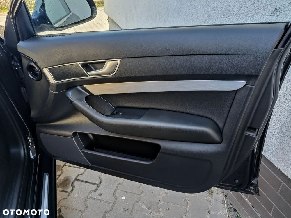 Audi A6 Avant - 22