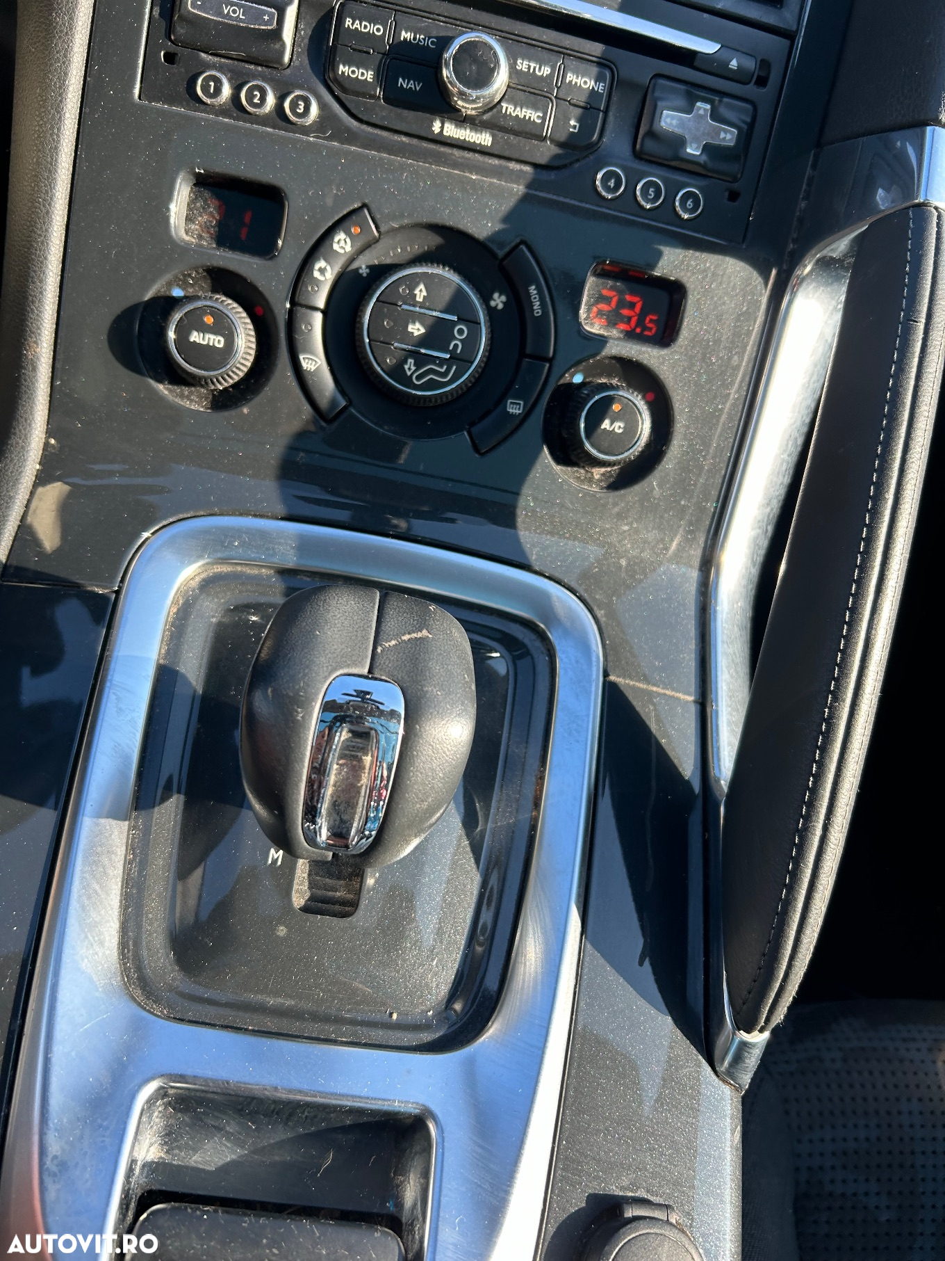Peugeot 3008 Hybrid4 - 24