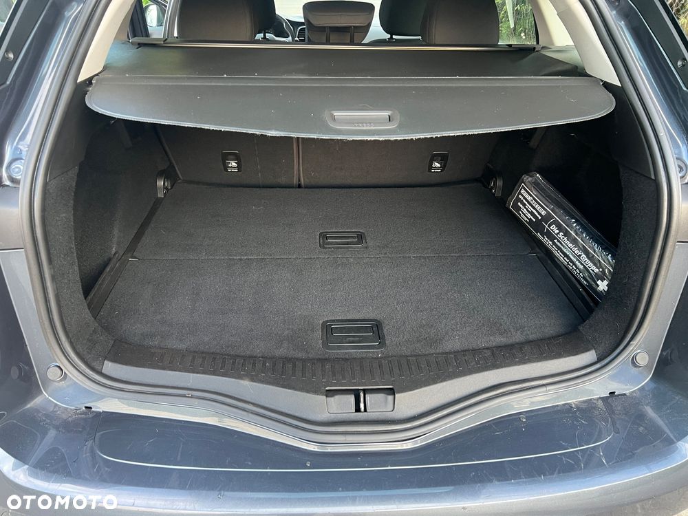 Renault Megane ENERGY TCe 130 LIMITED - 16