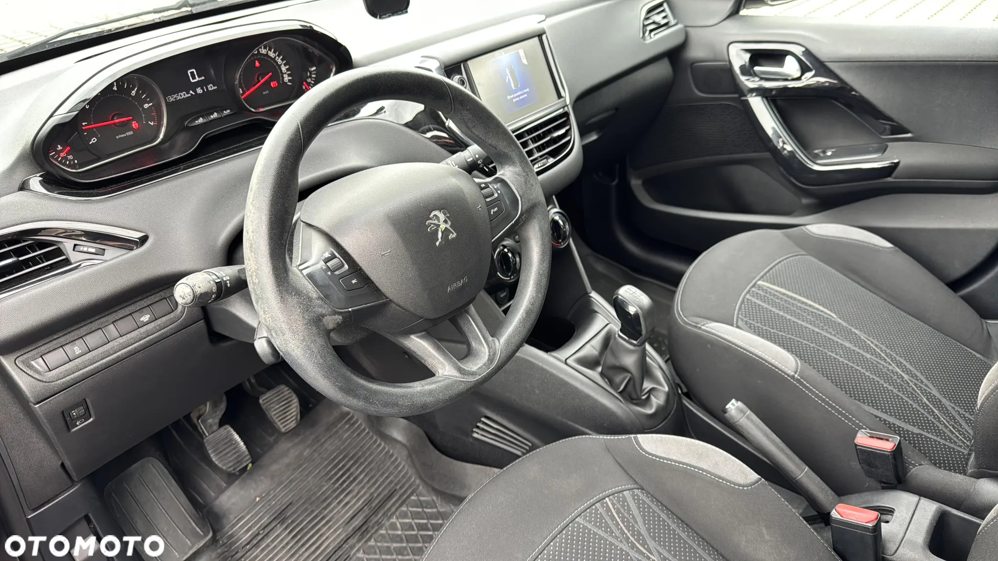 Peugeot 208 1.2 PureTech Active - 10