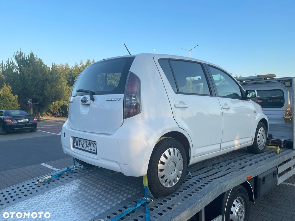 Subaru Justy - 5