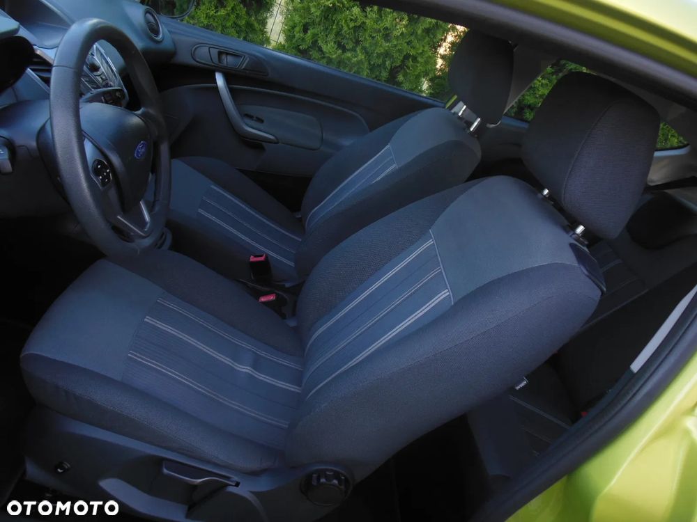 Ford Fiesta 1.25 Champions Edition - 21