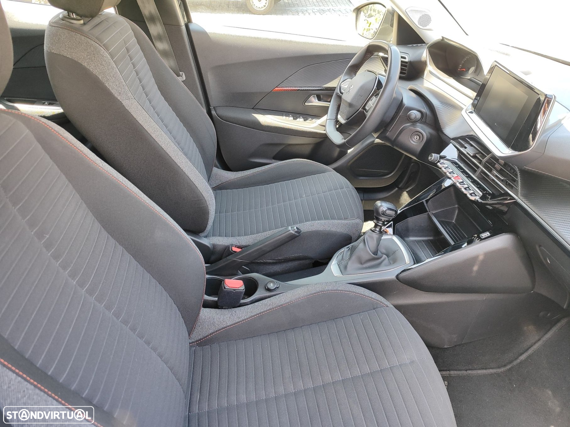Peugeot 2008 1.5 BlueHDi Active Pack - 12