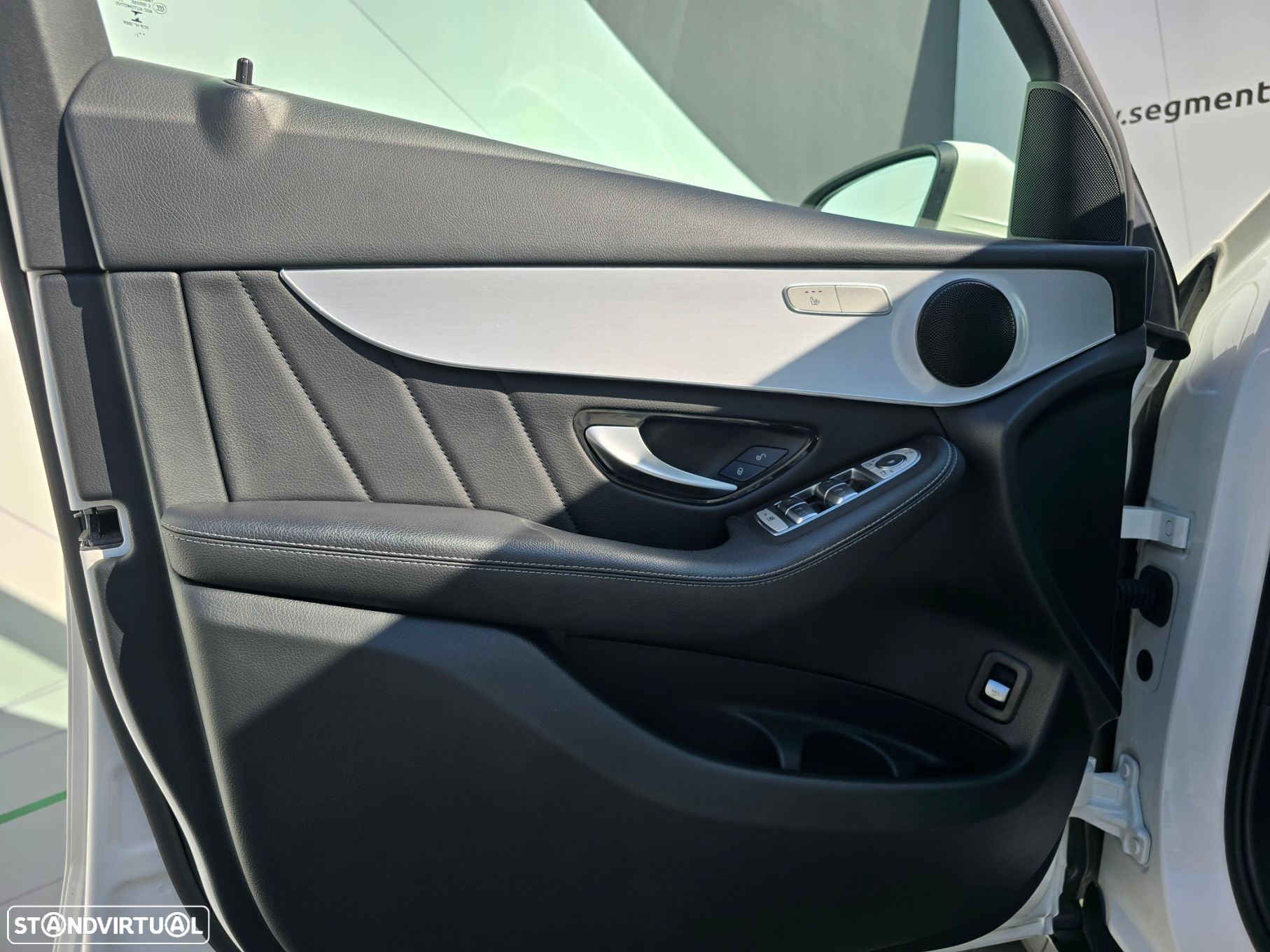 Mercedes-Benz GLC 300 de 4Matic - 15