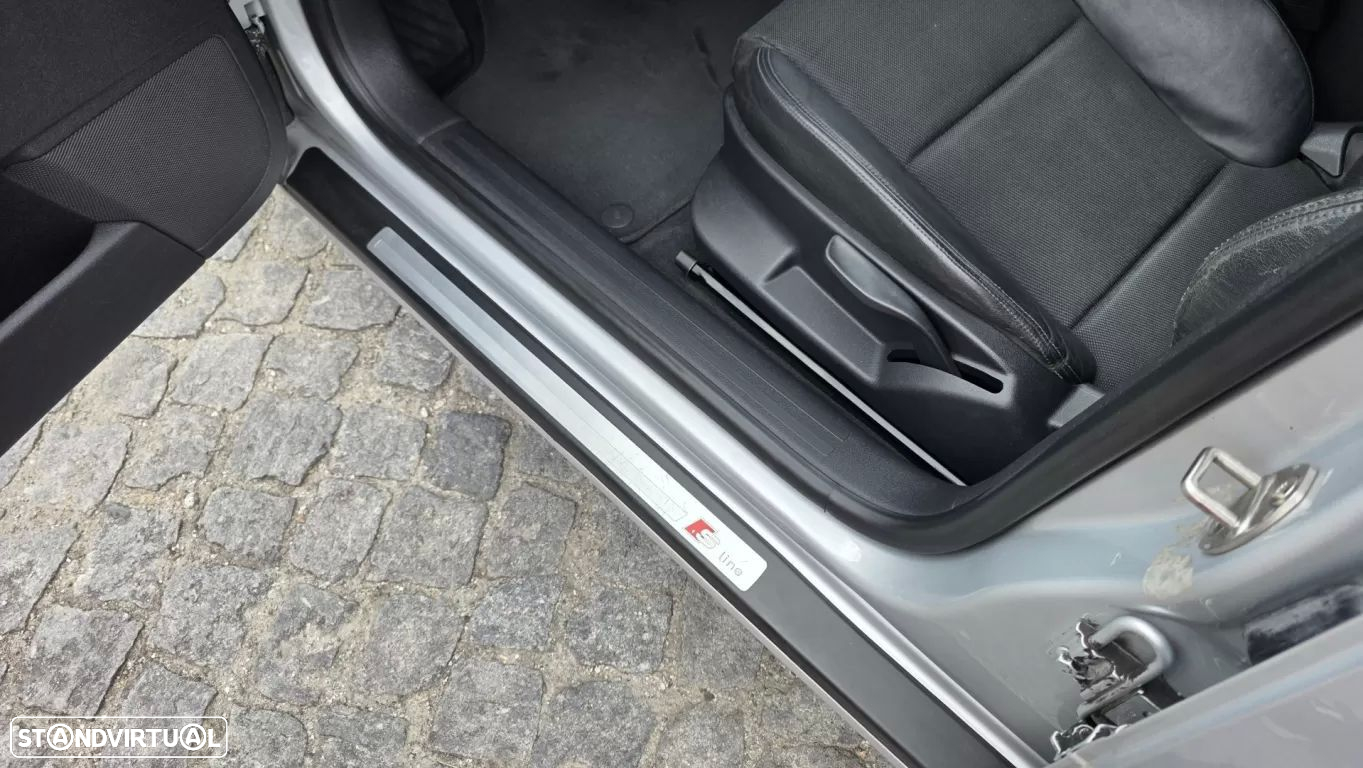 Audi A3 Sportback 2.0 TDi S-line - 26