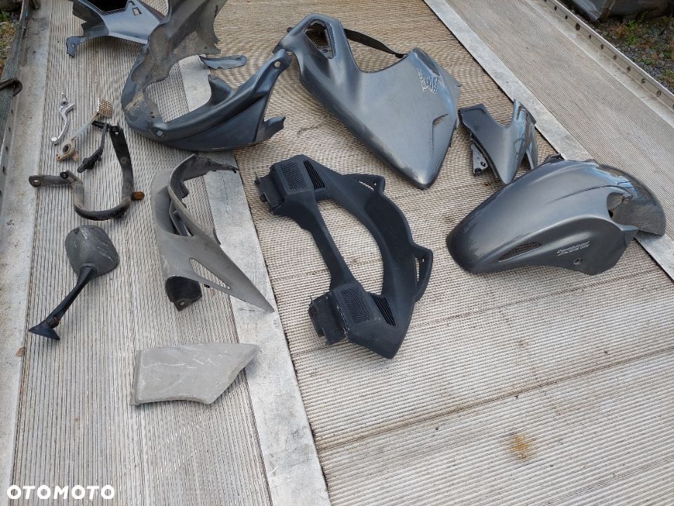 Honda NTV Deauville 700 bok boczek owiewka gmol wypełnienie błotnik - 2
