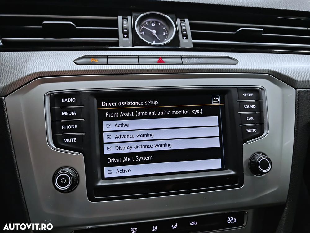 Volkswagen Passat 1.6 TDI (BlueMotion Technology) Comfortline - 13