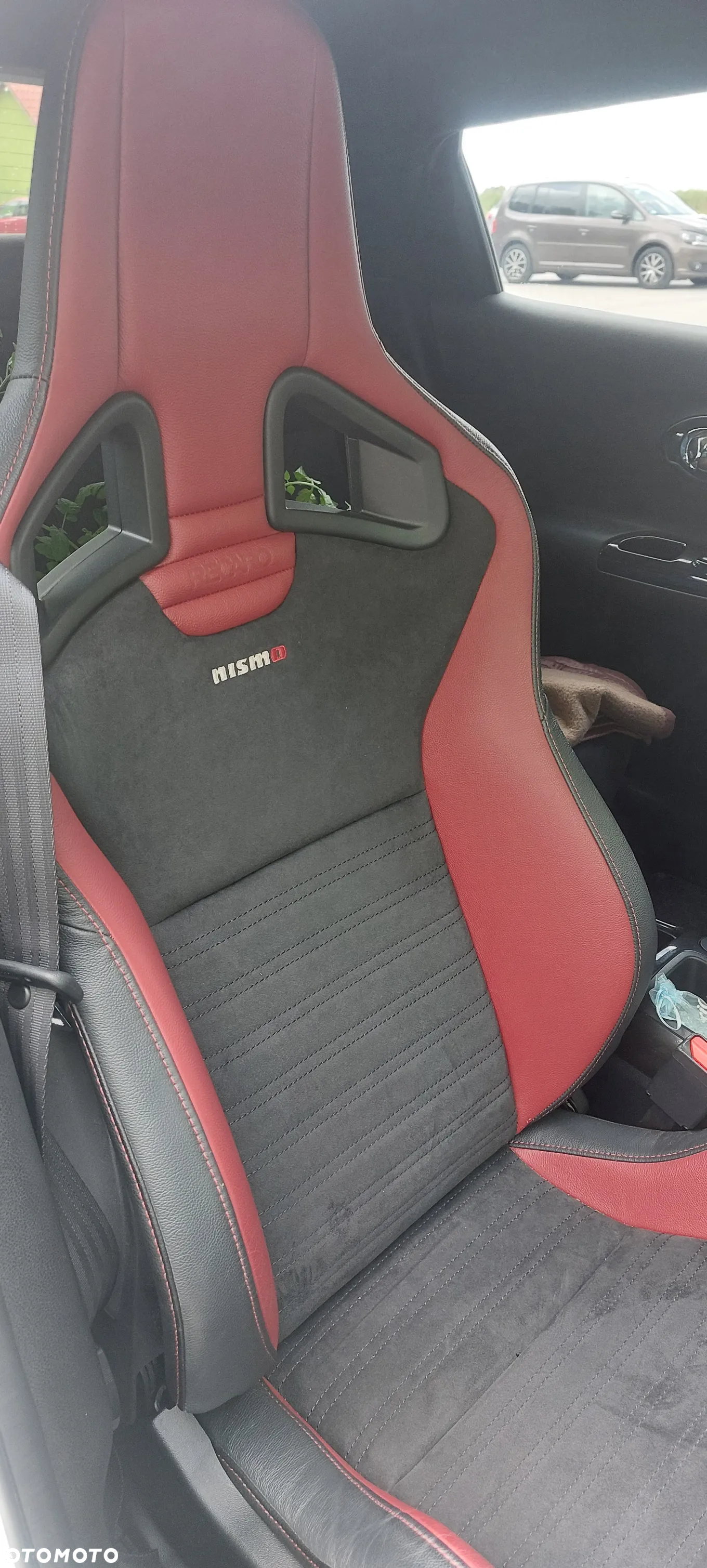 Nissan Juke 1.6 DIG-T Nismo RS EU6 - 13