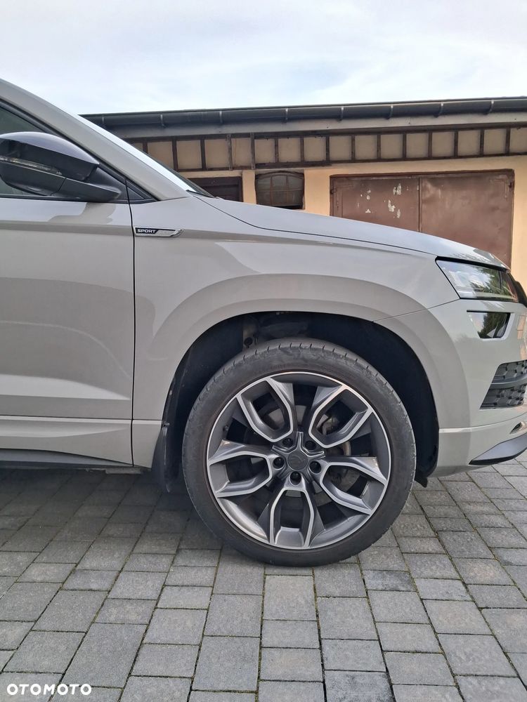 Skoda Karoq 1.5 TSI ACT GPF 4x2 Sportline - 6