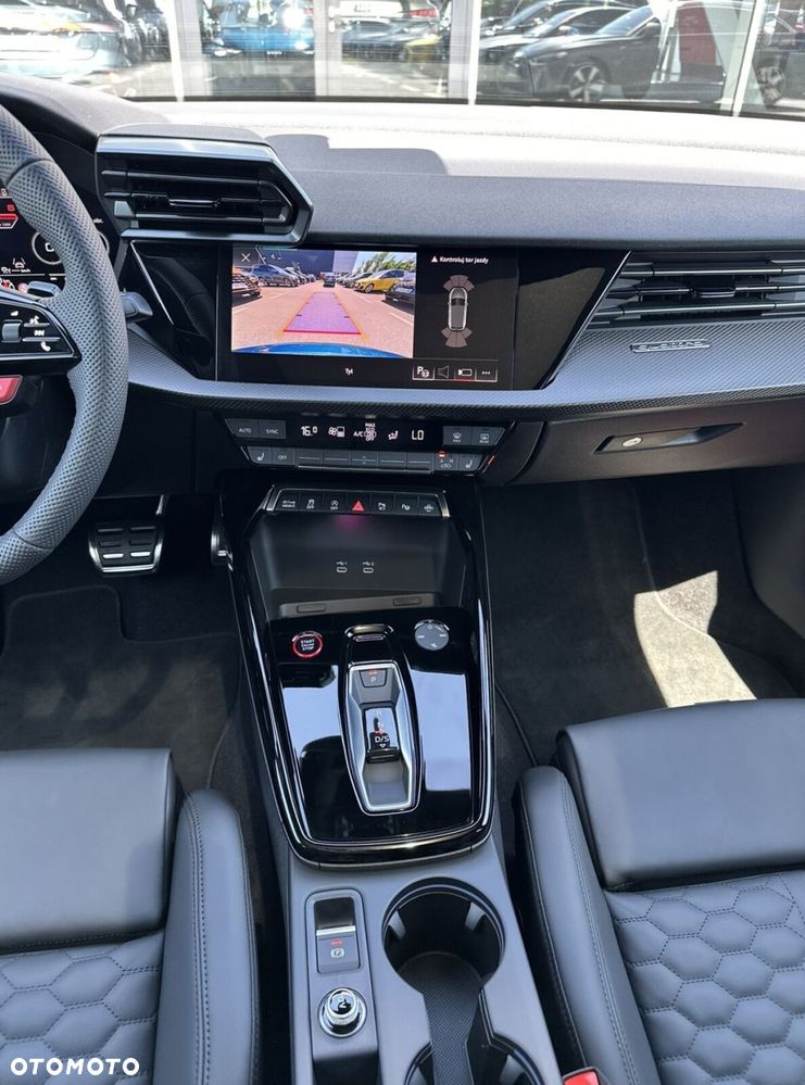 Audi RS3 Sportback - 19