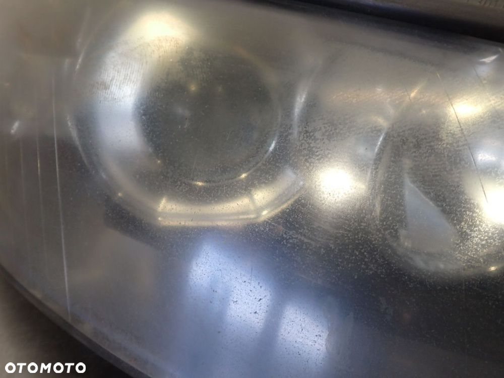 LAMPA PRAWA PRZEDNIA XENON AUDI A3 8P 2.0TDI - 2