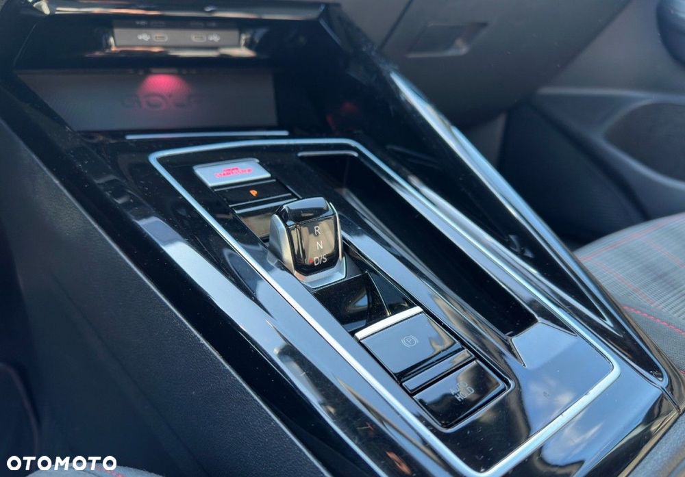 Volkswagen Golf - 19