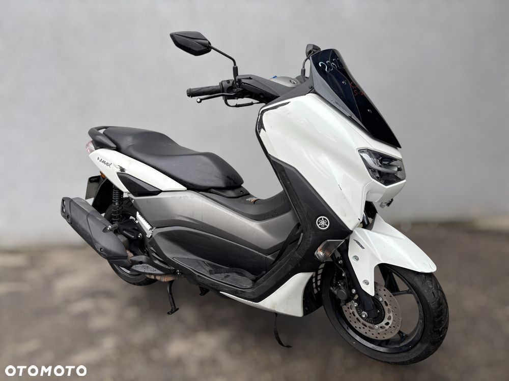 Yamaha NMAX - 1