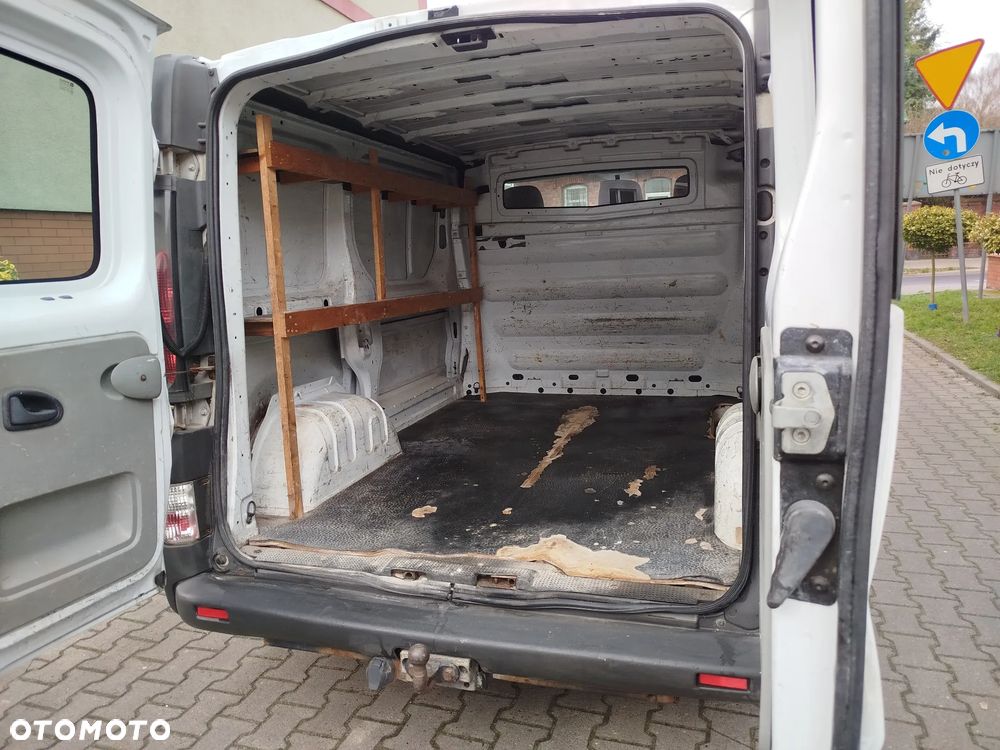 Opel Vivaro - 12