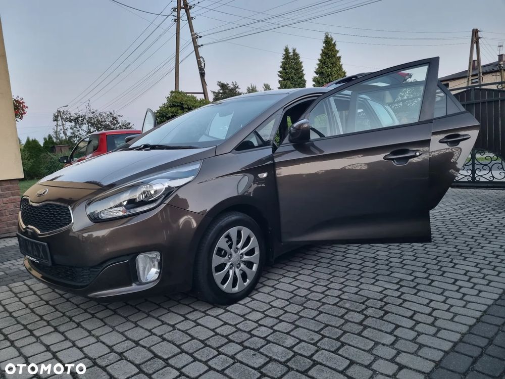 Kia Carens 1.7 CRDi 115 Fifa World Cup Edition - 39