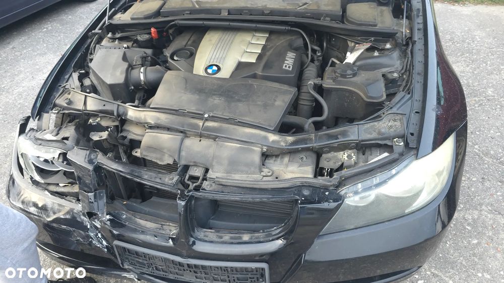 BMW Seria 3 320d - 16