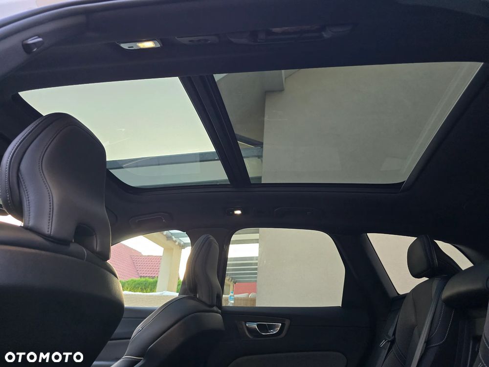 Volvo XC 60 B4 B Geartronic RDesign - 23