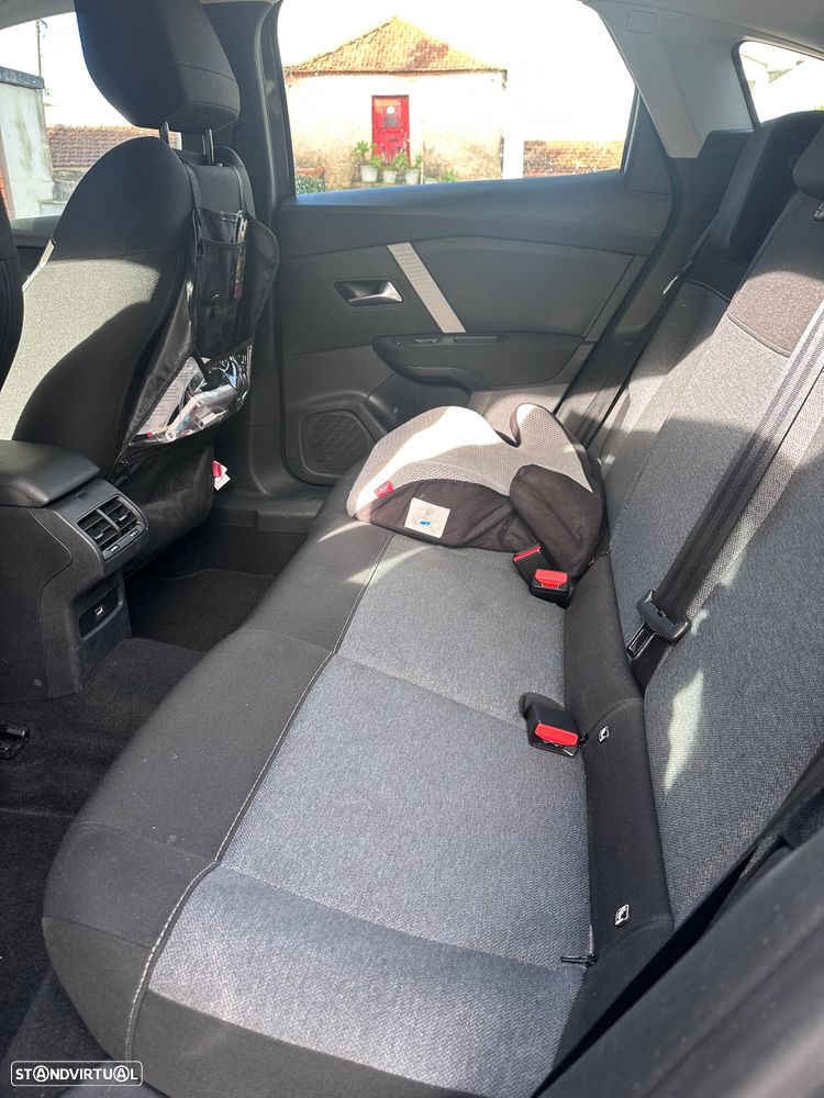 Citroën C4 1.2 PureTech Feel - 10