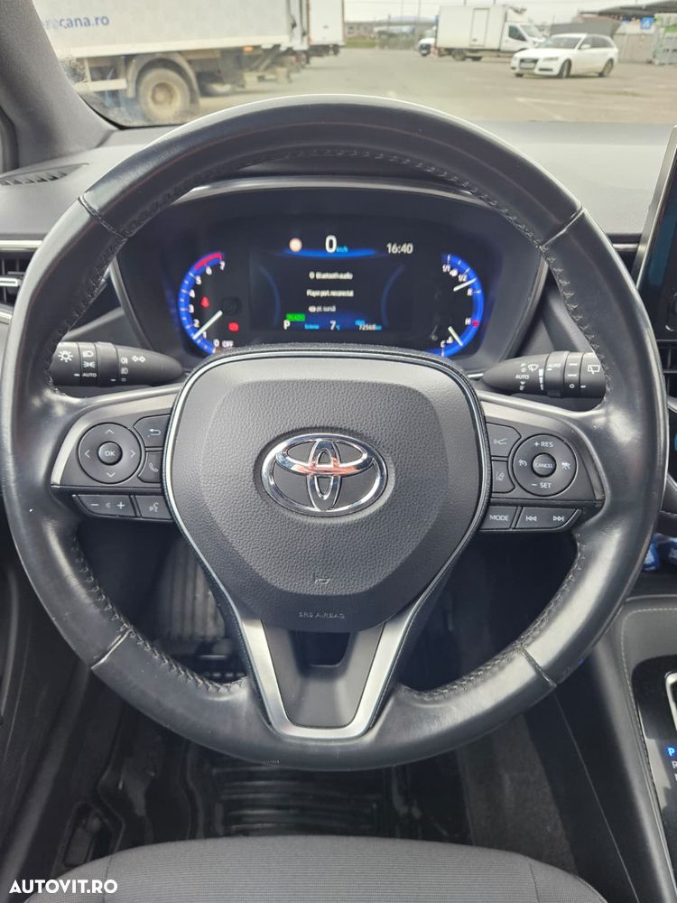 Toyota Corolla 1.8 Business Edition - 14