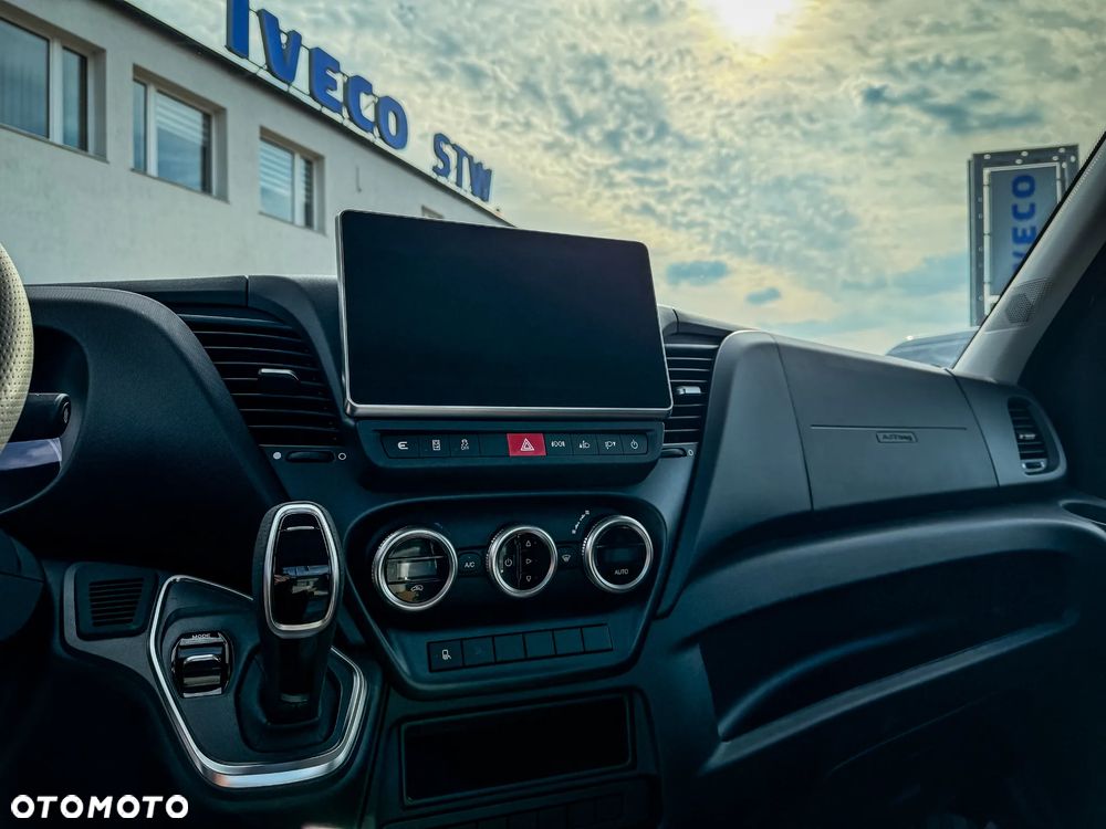 Iveco Daily 35S18HA8 - Autolaweta z VDI 3.0 Automat 180KM - Dostępne od ręki! GSC Gorzów! - 31