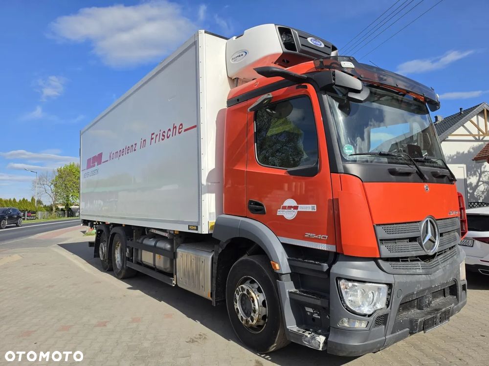 Mercedes-Benz Actros 2540 // 2020r // Supra 550 - 2