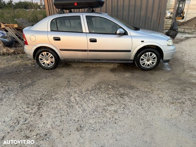 Opel Astra Classic 1.4i - 3